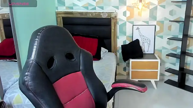 CALANTHELOVE1 online show from January 13, 2026, 3:34 am