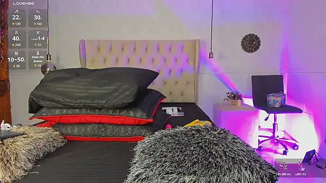 amanda29 online show from February 11, 2026, 7:19 pm