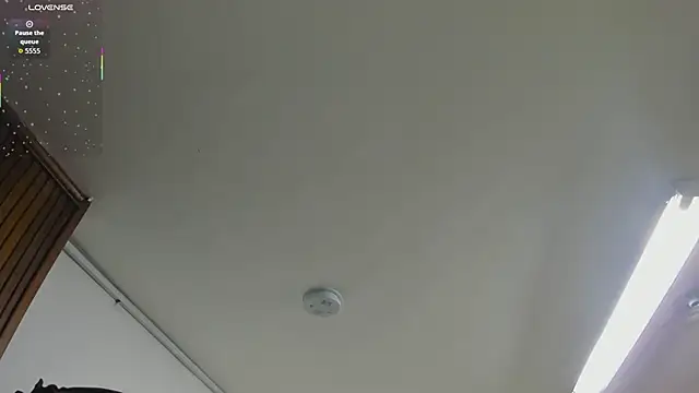 amanda29 online show from February 27, 2026, 7:03 pm