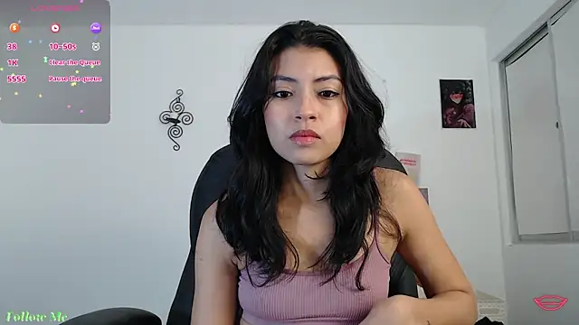 ellajonz online show from May 31, 2026, 5:26 am