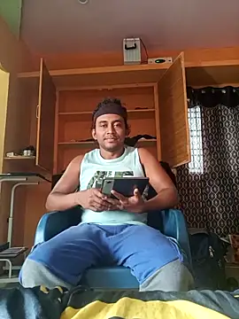 bigcock thick online show from January 14, 2026, 4:40 am