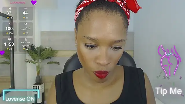 brendathompson  online show from October 2, 2025, 1:34 am