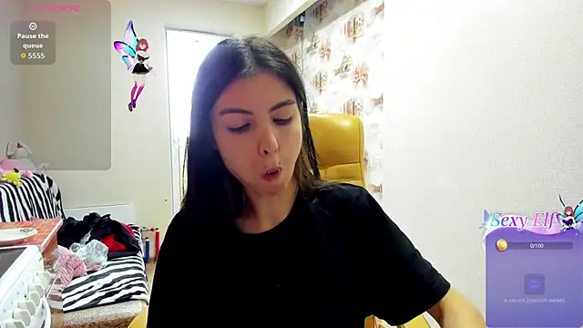 Snapshot of ErlinaBuoy chatting on July 17, 2026, 6:31 am ErlinaBuoy online show from July 17, 2026, 6:31 am