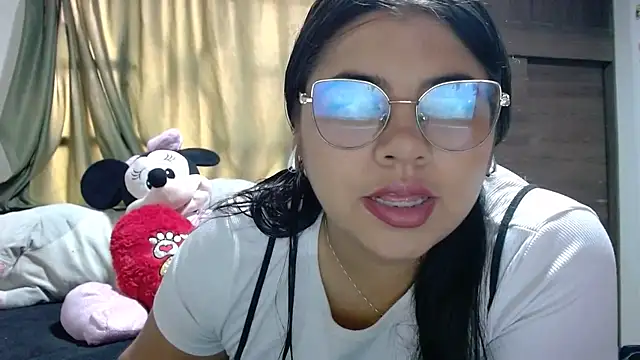 viccky vick online show from November 11, 2025, 5:46 pm