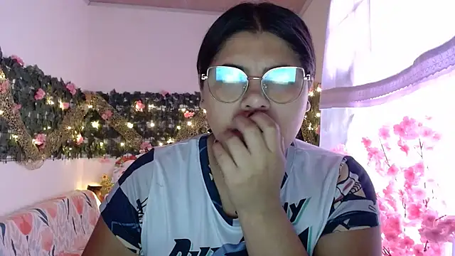 viccky vick online show from November 28, 2025, 6:21 pm