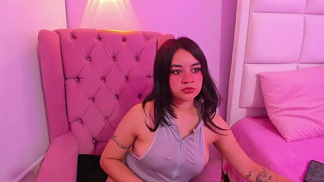 Snapshot of Lucy_Harris chatting on September 8, 2025, 7:57 pm Lucy Harris online show from September 8, 2025, 7:57 pm