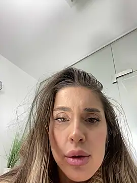 Snapshot of Anya-Ray chatting on February 7, 2025, 3:08 pm Anya-Ray online show from February 7, 2025, 3:08 pm