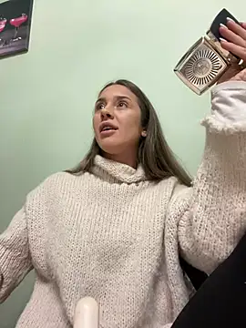 Snapshot of Anya-Ray chatting on February 11, 2025, 12:16 pm Anya-Ray online show from February 11, 2025, 12:16 pm