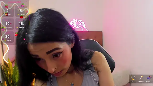 palmerfox tay online show from November 26, 2025, 3:40 am