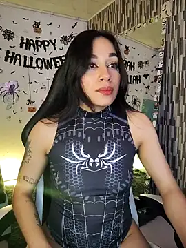 Snapshot of Marce0 chatting on October 8, 2025, 12:52 am Marce0 online show from October 8, 2025, 12:52 am