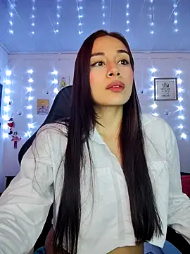 Marce0 online show from February 13, 2026, 2:07 am