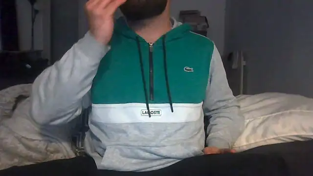 Snapshot of Zer_oki chatting on October 10, 2025, 9:58 pm Zer oki online show from October 10, 2025, 9:58 pm