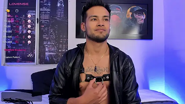 Max Conor1 online show from February 7, 2025, 5:51 pm