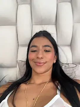 Snapshot of eva_roseee chatting on April 4, 2026, 8:28 pm eva roseee online show from April 4, 2026, 8:28 pm