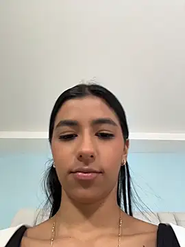 eva roseee online show from June 6, 2026, 8:13 pm
