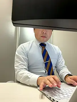 Nobu 469 online show from December 18, 2025, 8:09 am