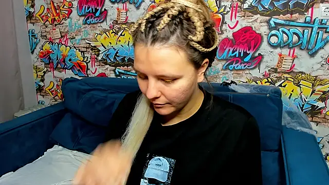 Jenny Jimmy online show from November 1, 2025, 9:22 am