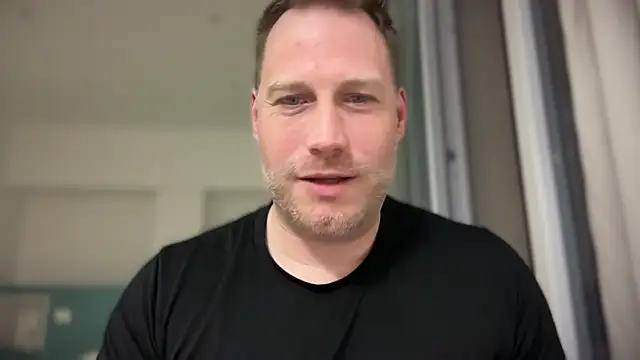 Christian87xxx online show from February 16, 2026, 11:12 pm