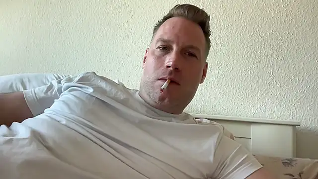 Christian87xxx online show from April 28, 2026, 4:45 pm