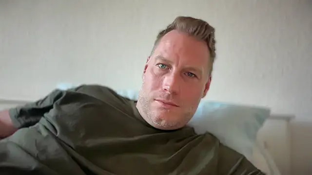 Christian87xxx online show from June 17, 2026, 4:30 pm