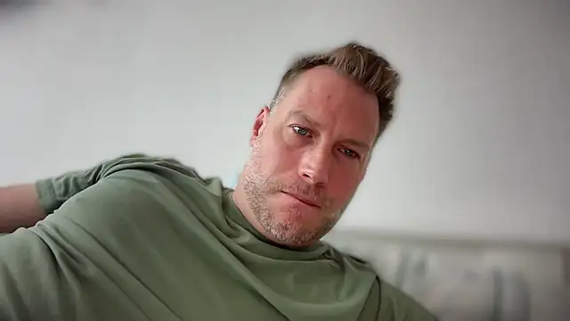 Christian87xxx online show from July 11, 2026, 9:01 am