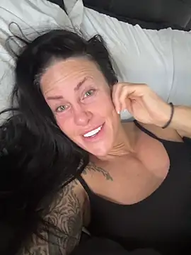 goddess-harper online show from February 9, 2026, 9:46 am