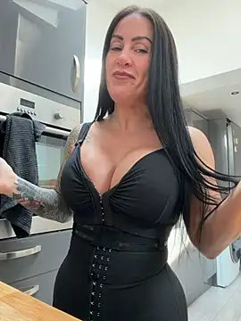 Snapshot of goddess-harper chatting on July 16, 2026, 8:09 am goddess-harper online show from July 16, 2026, 8:09 am