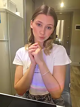 Snapshot of jackp0t__ chatting on February 1, 2026, 12:37 pm jackp0t online show from February 1, 2026, 12:37 pm