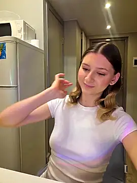 Snapshot of jackp0t__ chatting on February 12, 2026, 1:39 pm jackp0t online show from February 12, 2026, 1:39 pm