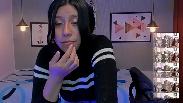 Snapshot of Nohemi_louse chatting on March 11, 2025, 10:31 pm Nohemi louse online show from March 11, 2025, 10:31 pm