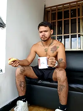 Niick01  online show from October 18, 2025, 3:02 pm