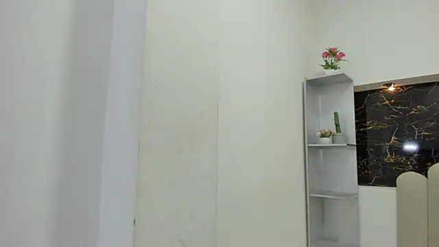 Snapshot of Annyrosee chatting on October 21, 2025, 1:39 am Annyrosee online show from October 21, 2025, 1:39 am