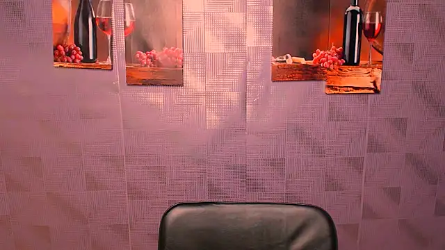 Snapshot of ValeriaHeart_ chatting on February 2, 2025, 11:30 am ValeriaHeart online show from February 2, 2025, 11:30 am