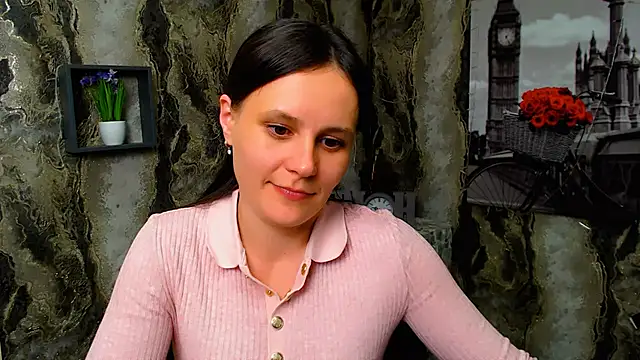 Snapshot of ValeriaHeart_ chatting on March 3, 2025, 6:33 pm ValeriaHeart online show from March 3, 2025, 6:33 pm