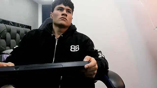 roan birkin online show from October 10, 2025, 7:46 pm