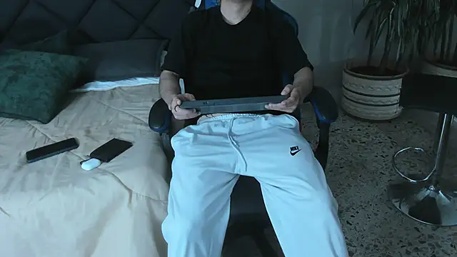 roan birkin online show from February 28, 2026, 7:37 pm