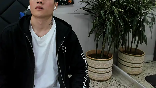 roan birkin online show from March 25, 2026, 7:31 pm