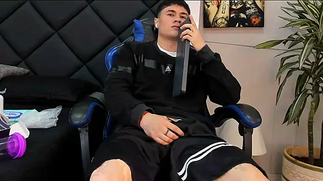 roan birkin online show from April 16, 2026, 9:39 pm