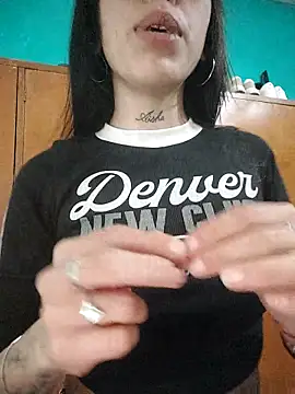 Snapshot of LAMISMALUCI chatting on September 10, 2025, 1:55 pm LAMISMALUCI online show from September 10, 2025, 1:55 pm