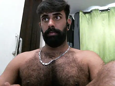 Snapshot of indianhairybull chatting on February 6, 2025, 4:53 am indianhairybull online show from February 6, 2025, 4:53 am