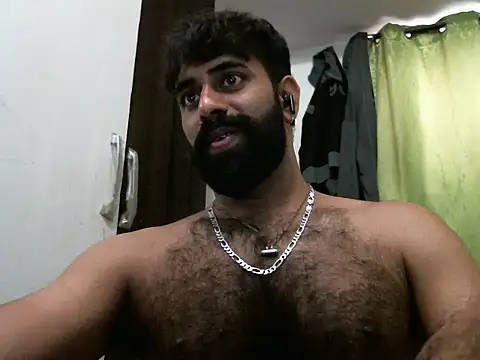Snapshot of indianhairybull chatting on March 21, 2025, 4:17 am indianhairybull online show from March 21, 2025, 4:17 am