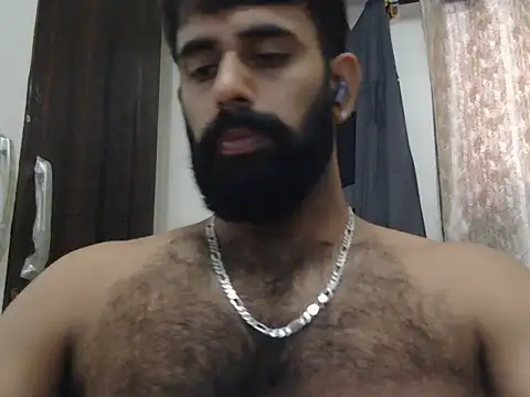 Snapshot of indianhairybull chatting on June 11, 2026, 4:43 am indianhairybull online show from June 11, 2026, 4:43 am