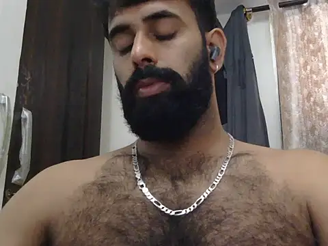 Snapshot of indianhairybull chatting on June 12, 2026, 4:00 am indianhairybull online show from June 12, 2026, 4:00 am