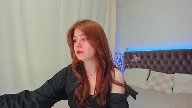 Ella Mayers online show from March 15, 2025, 9:16 pm