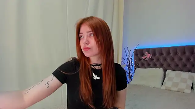 Ella Mayers online show from March 20, 2025, 12:19 am