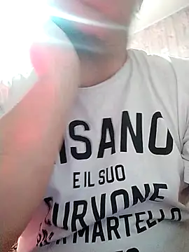 NAvoglia online show from December 1, 2025, 1:05 pm