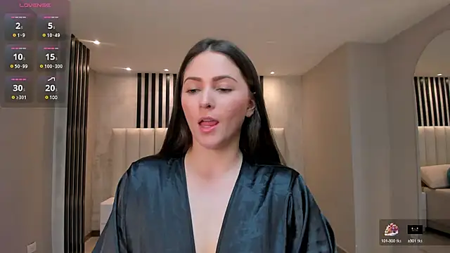 Snapshot of BeccaBaxter chatting on February 18, 2025, 10:25 pm BeccaBaxter online show from February 18, 2025, 10:25 pm