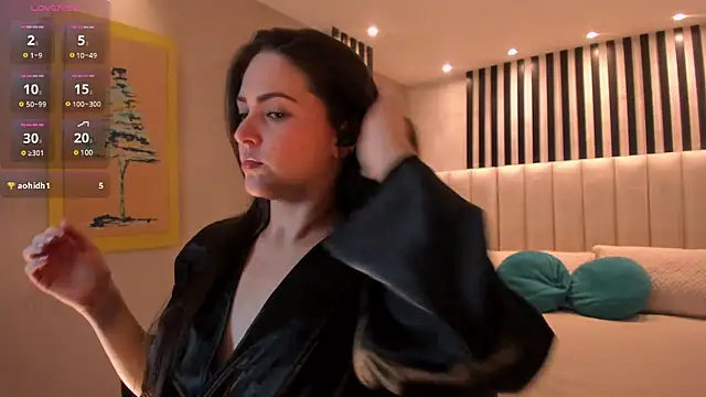Snapshot of BeccaBaxter chatting on February 20, 2025, 1:36 am BeccaBaxter online show from February 20, 2025, 1:36 am