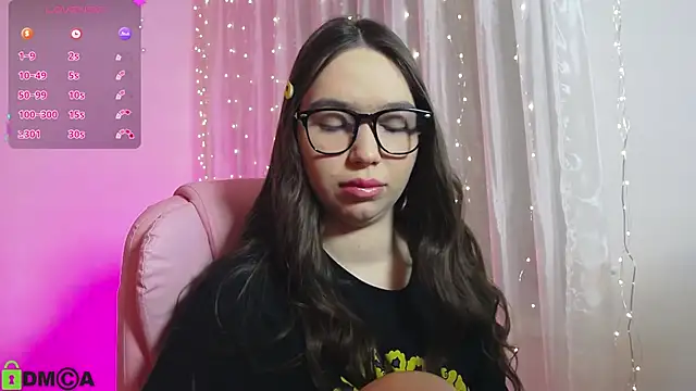 Snapshot of Arianahot777 chatting on February 9, 2025, 11:46 pm Arianahot777 online show from February 9, 2025, 11:46 pm