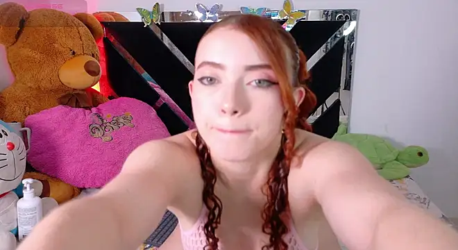 Snapshot of CatalinaSmith1 chatting on May 23, 2026, 12:27 am CatalinaSmith1 online show from May 23, 2026, 12:27 am